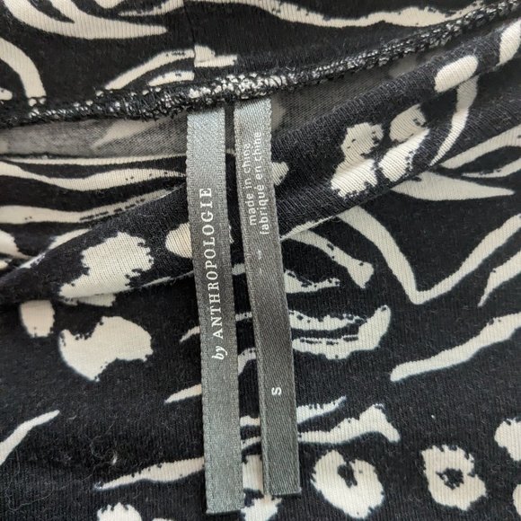 Black and White Animal Print Mock Neck Long Sleeve Top Anthropolgie (Size: S) - Picture 3 of 5